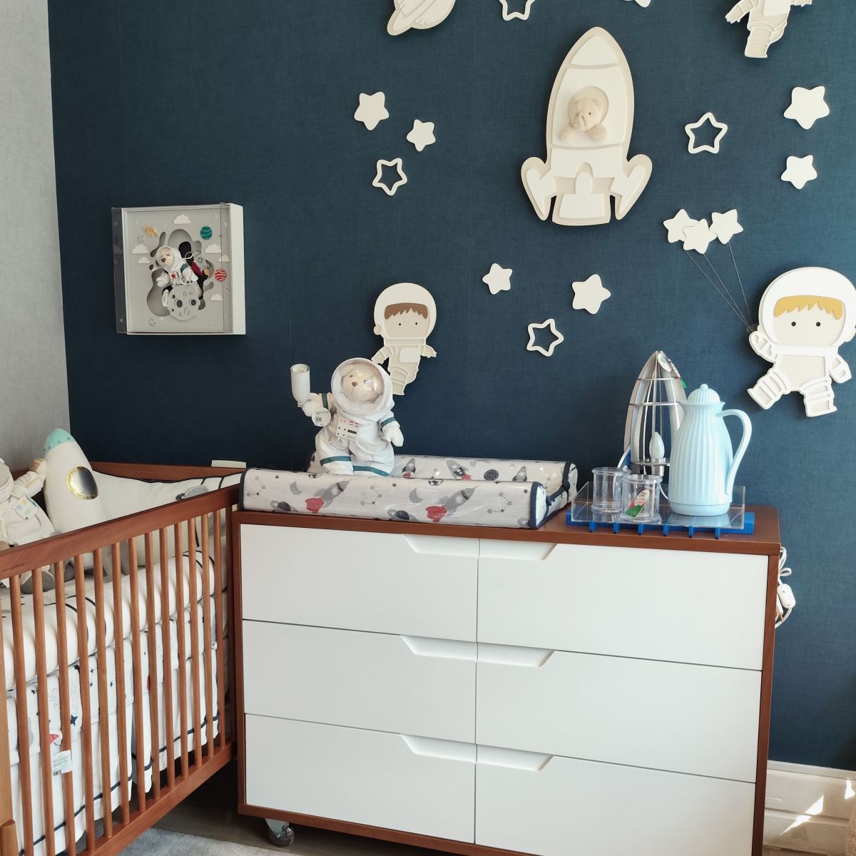 Quadro Decorativo Coleção Urso Astronauta (Lua) com LED