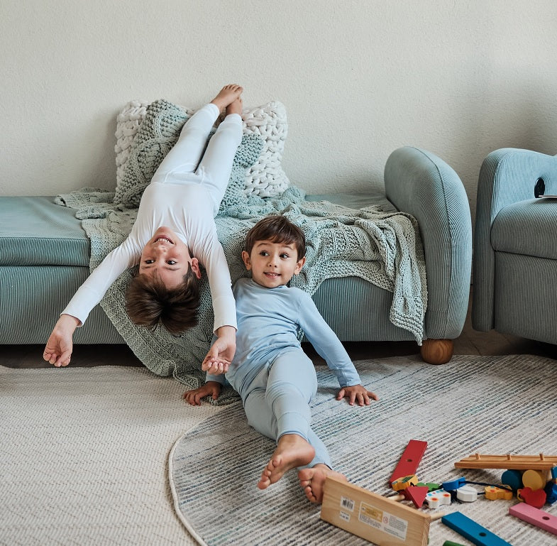 Cama Moon Infantil Estofada Cotelê Azul com Colchão - Stillen