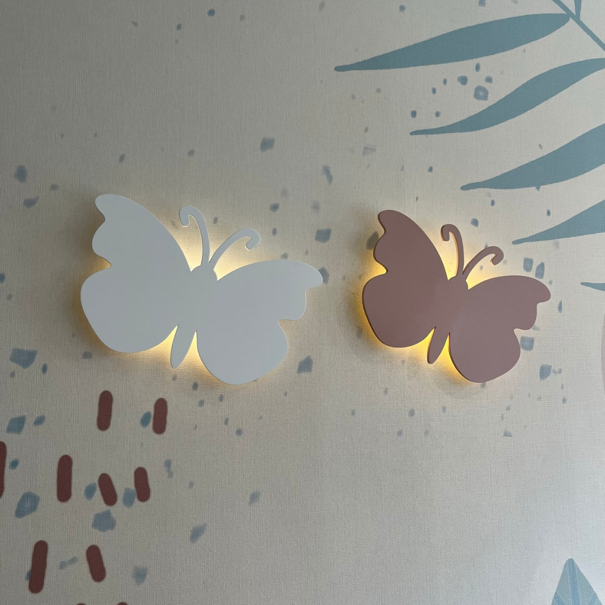Quadro Decorativo para Parede Borboleta com Led - cor:Rosa