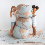 Puff Mapa Mundi 45x50x50cm - Lorena Canals