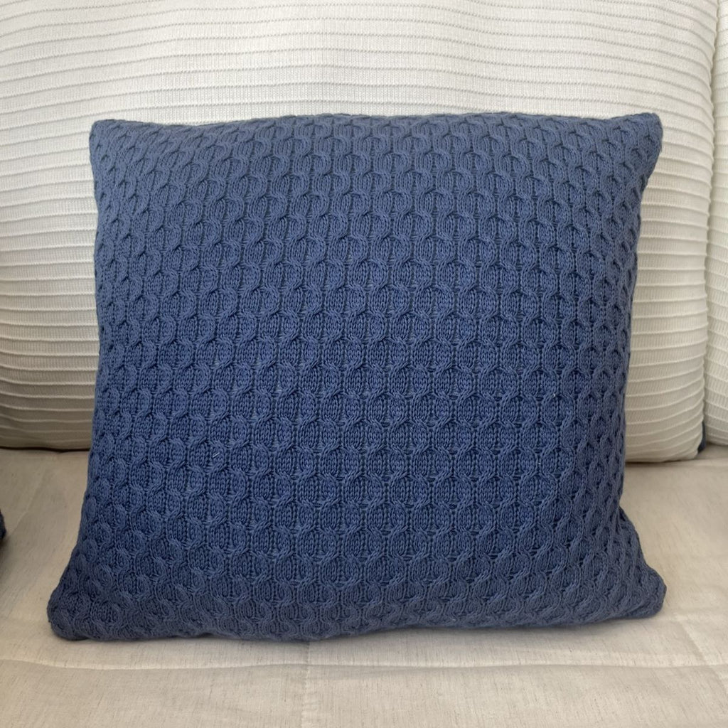 Almofada Decorativa Quadrada em Tricot Marinho 40x40 cm